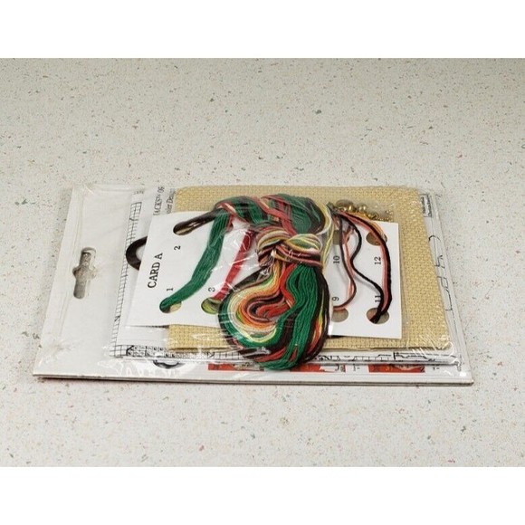 JANLYNN Cross stitch Kit "Jumping Jacks" #023-0232 Santa - Picture 12 of 14